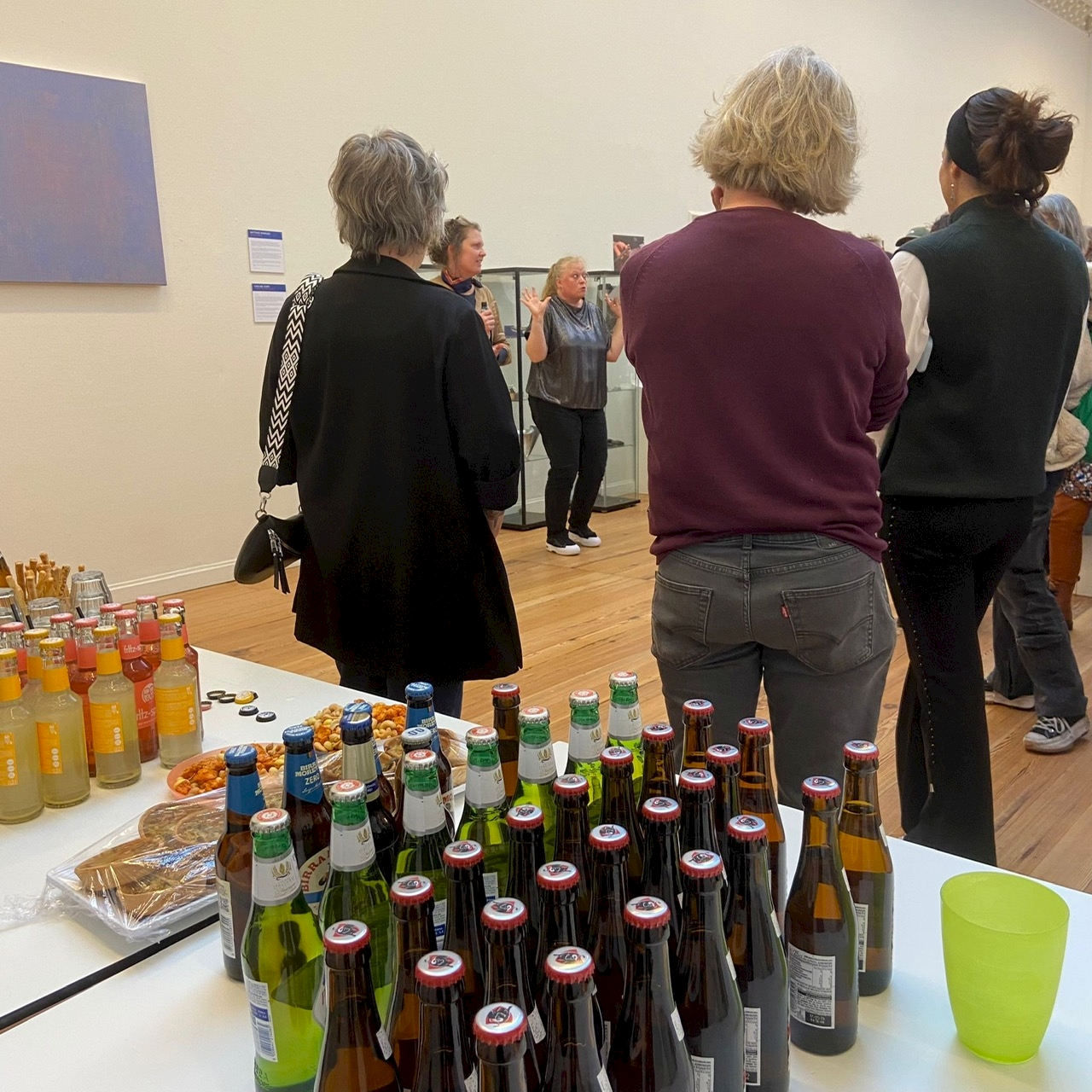 Knowing me. Knowing you. These are Curious Hands Finissage Knowing Me. Knowing You. 28 March 2024. Theater Sport Erica Werkman.