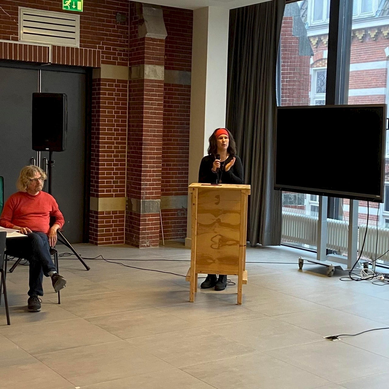 Knowing me. Knowing you. These are Curious Hands Opening Knowing Me. Knowing You. 21 March 2024. Opening words by Vanessa Bakhuizen-van