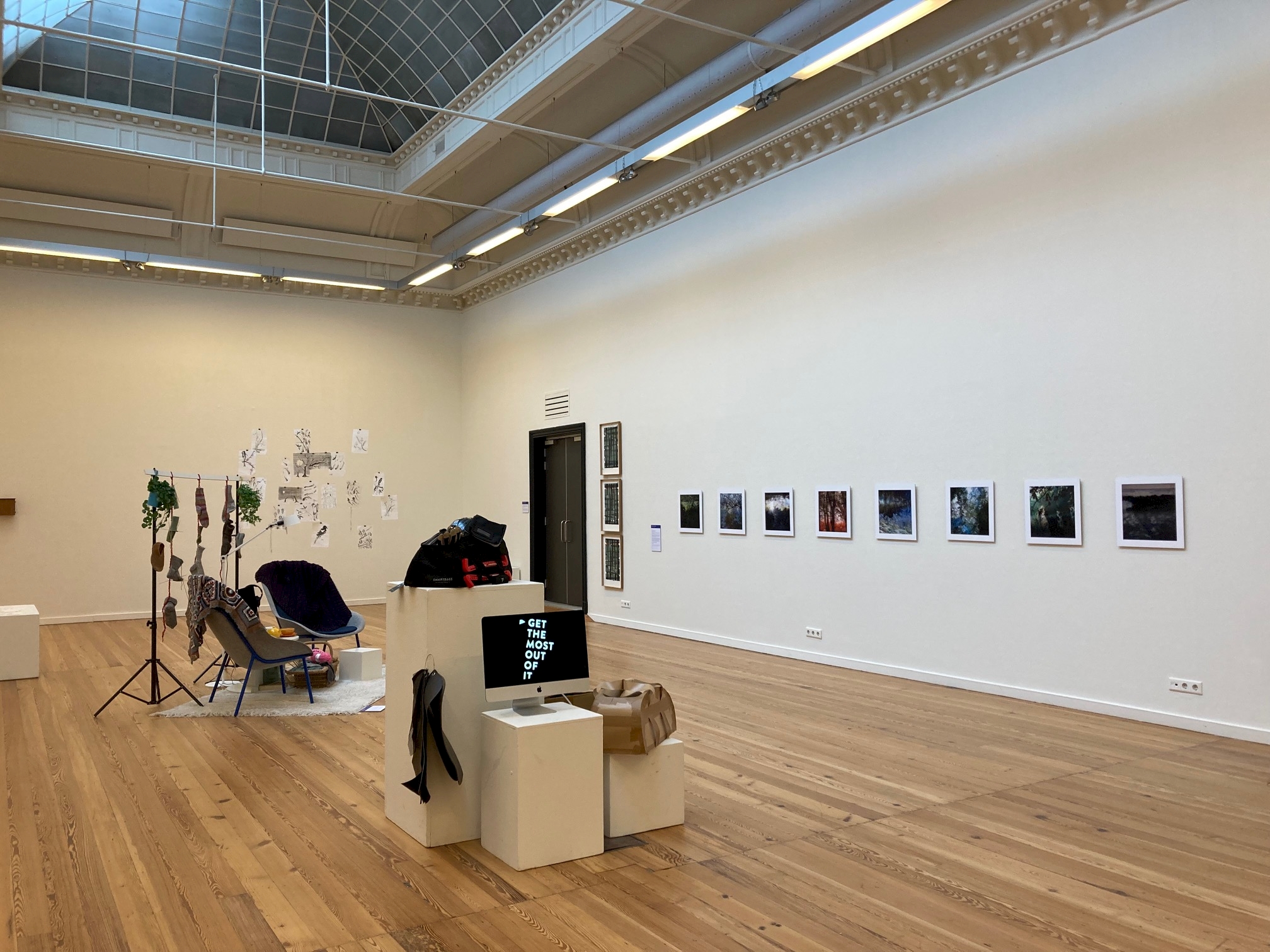 Knowing me. Knowing you. These are Curious Hands Exhibition View. Knowing Me. Knowing You. Koepelzaal.