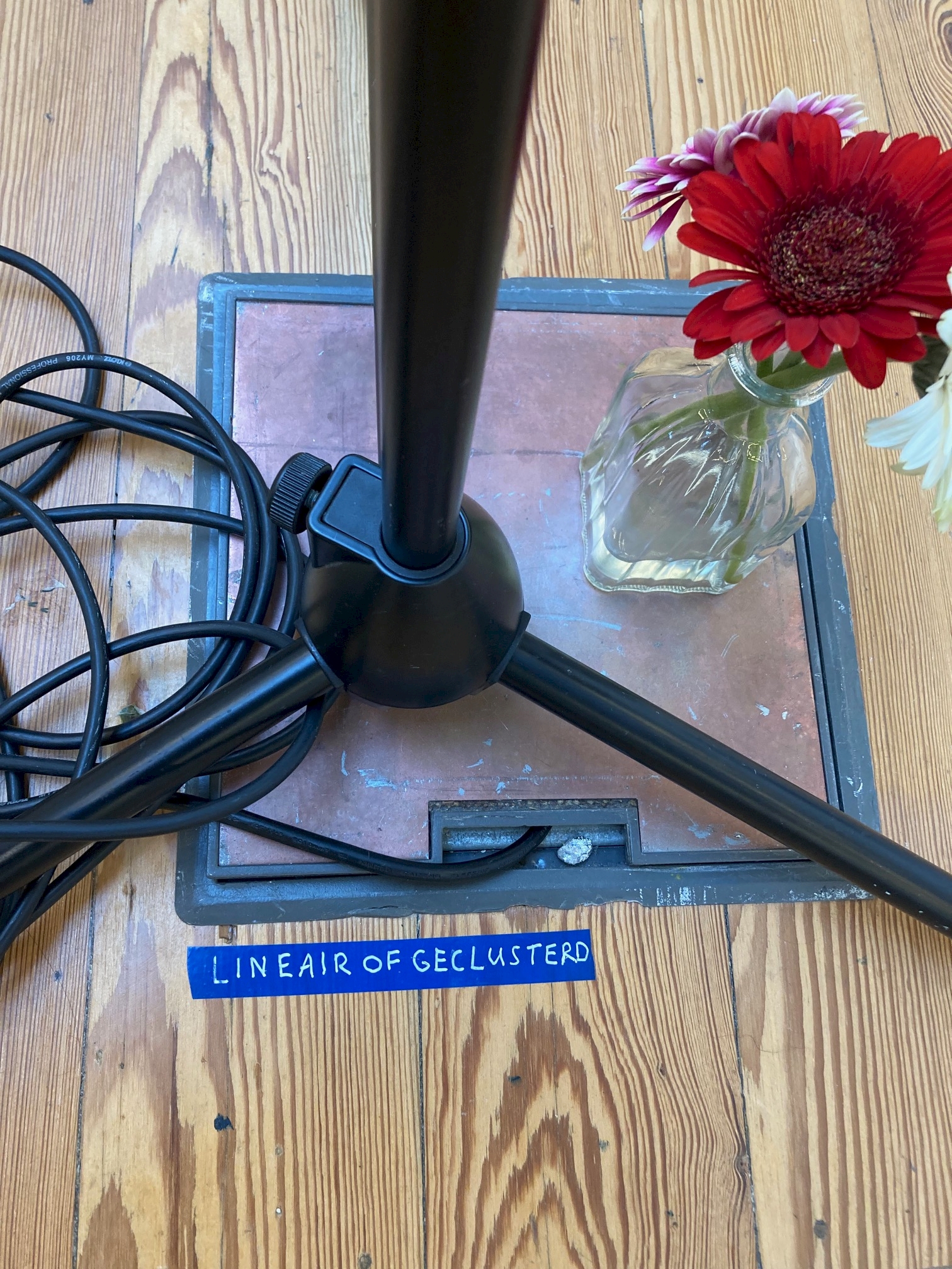 Knowing me. Knowing you. These are Curious Hands Exhibition view Knowing Me. Knowing You. Antonie Harms.